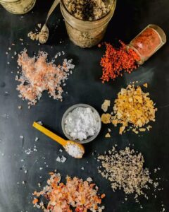 How many colors are there in table salt? Why is table salt colorful? Let you know the different salts used in different countries around the world