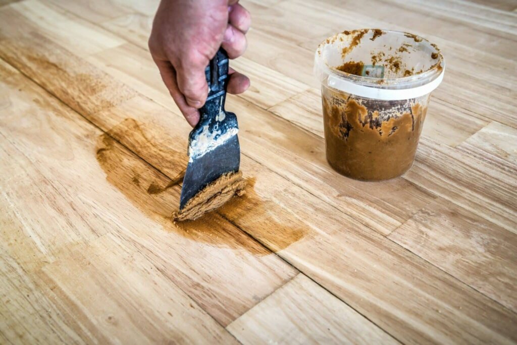 How to Fill Gaps in Pine Boards: Expert Techniques for a Seamless Look - Mr  Sander®